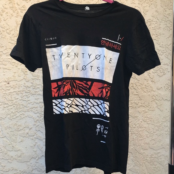 Twenty One Pilots Tshirt - Picture 1 of 6